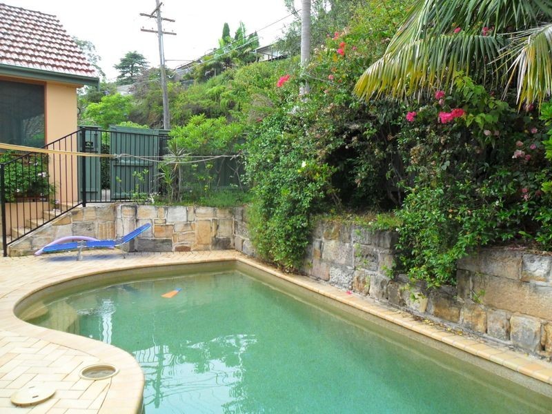 19 Greenfield Avenue, Middle Cove NSW 2068