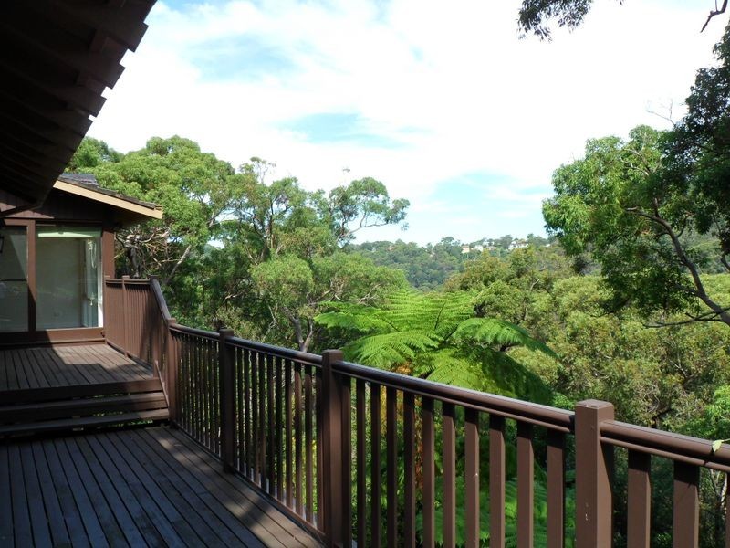 10 Cherry Place, Castle Cove NSW 2069