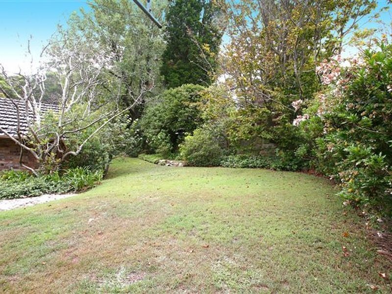 10 Cherry Place, Castle Cove NSW 2069