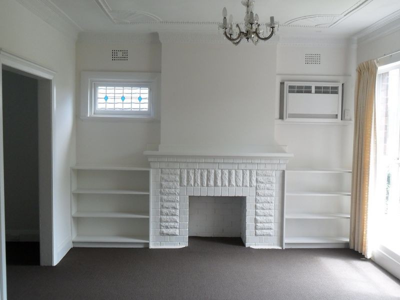 18 Sunnyside Crescent, Castlecrag NSW 2068