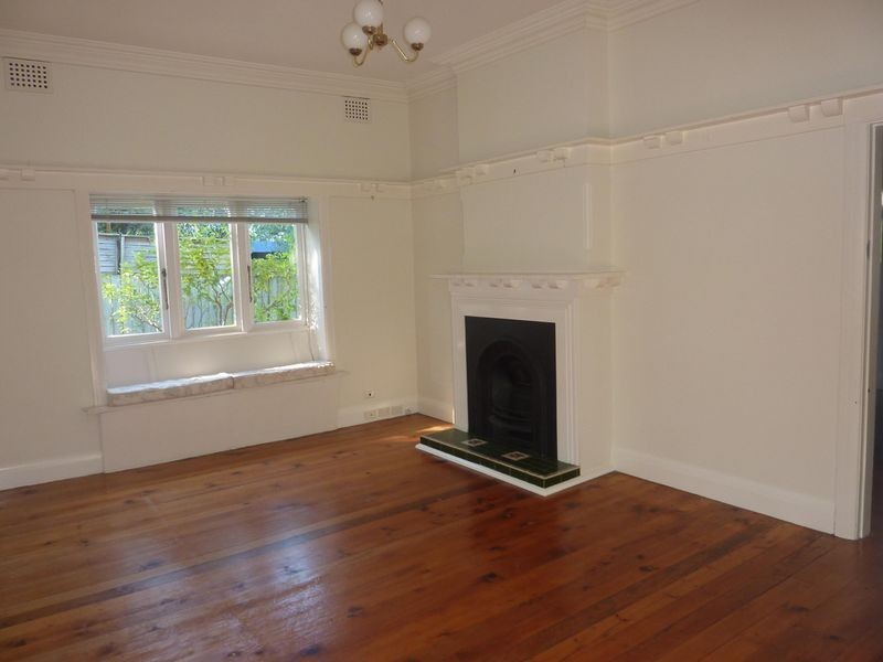 12 Alpha Road, Willoughby NSW 2068