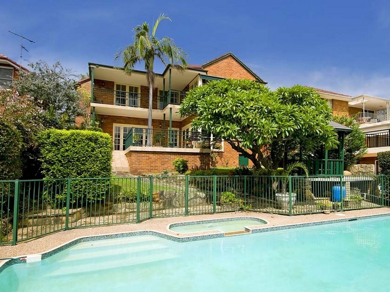 16 Barana Parade, Roseville Chase NSW 2069