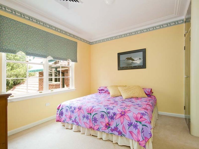 16 Barana Parade, Roseville Chase NSW 2069