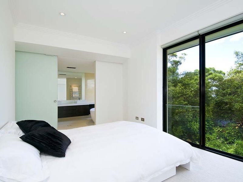 1 The Barricade, Castlecrag NSW 2068