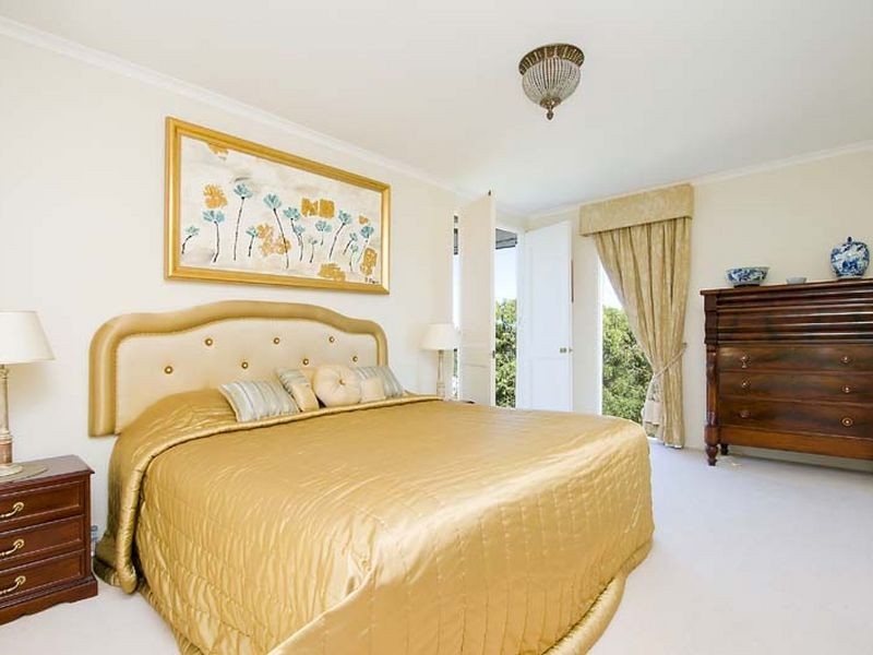 7 Knight Place, Castlecrag NSW 2068