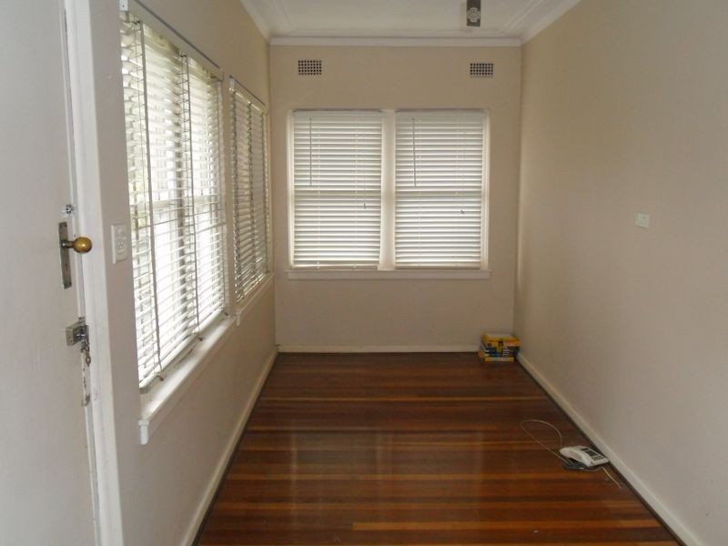 18 Warners Avenue, Castlecrag NSW 2068