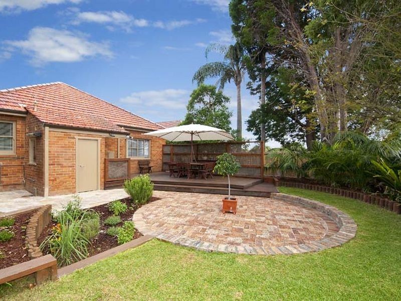 117 Eastern Valley Way, Castlecrag NSW 2068