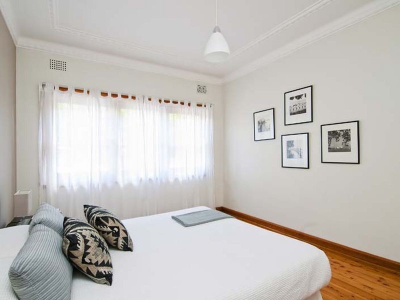 117 Eastern Valley Way, Castlecrag NSW 2068