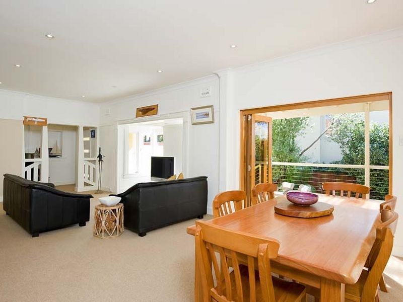 141 Eastern Valley Way, Castlecrag NSW 2068
