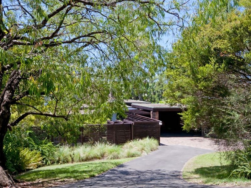 6 Harbour Lane, Middle Cove NSW 2068