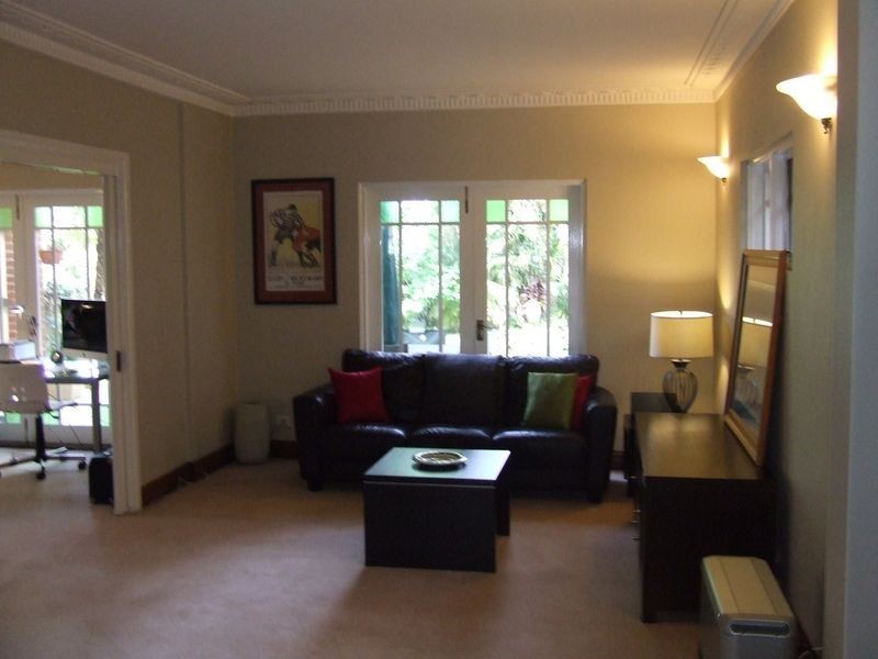 18 Edinburgh Road, Willoughby NSW 2068