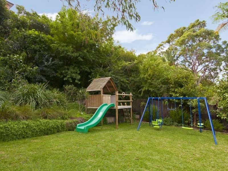 27 The Bulwark, Castlecrag NSW 2068