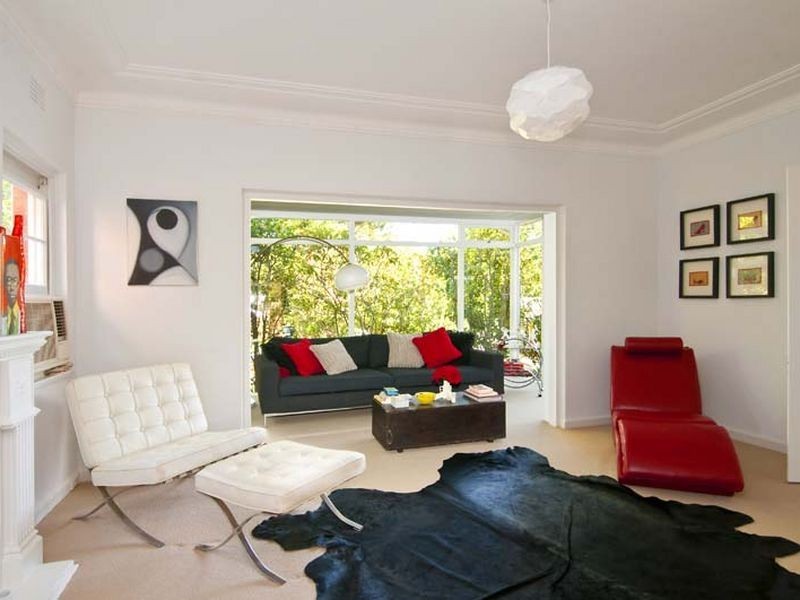 27 Sugarloaf Crescent, Castlecrag NSW 2068