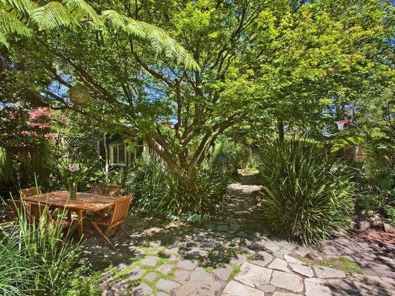 60 Warrane Road, Willoughby NSW 2068