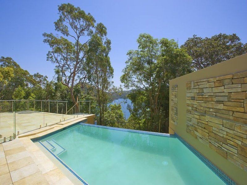 327 Edinburgh Road, Castlecrag NSW 2068