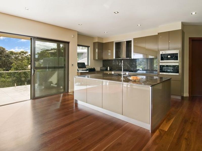 327 Edinburgh Road, Castlecrag NSW 2068