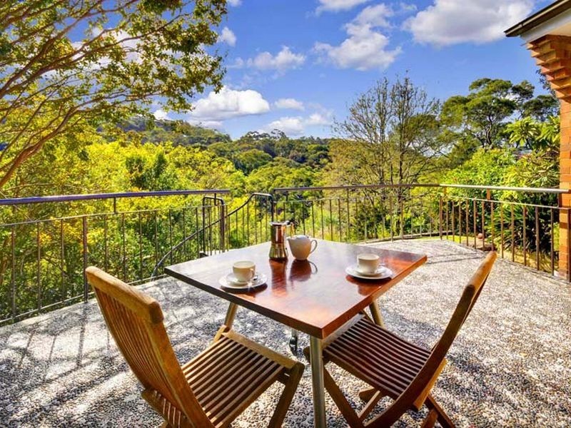 106 Sugarloaf Crescent, Castlecrag NSW 2068