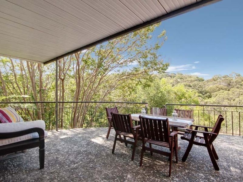 106 Sugarloaf Crescent, Castlecrag NSW 2068