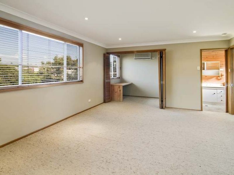 329b Eastern Valley Way, Castle Cove NSW 2069
