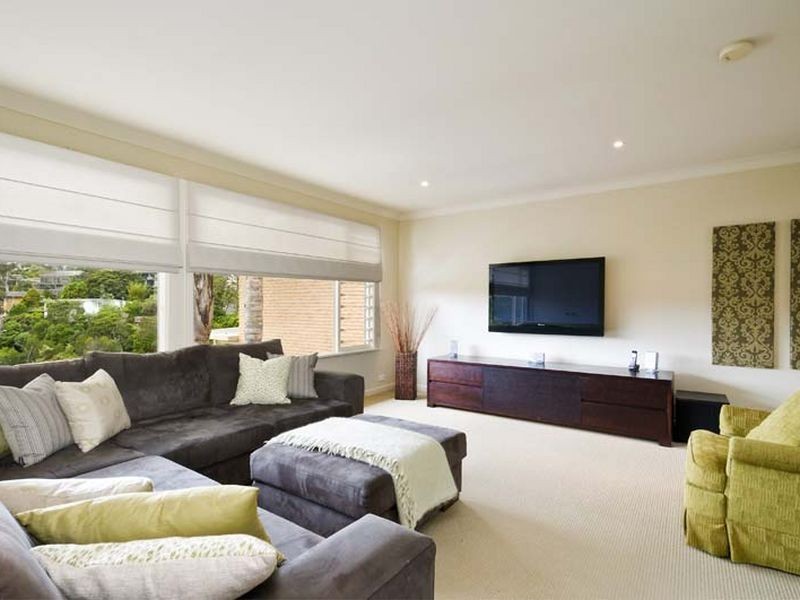 17 Holly Street, Castle Cove NSW 2069