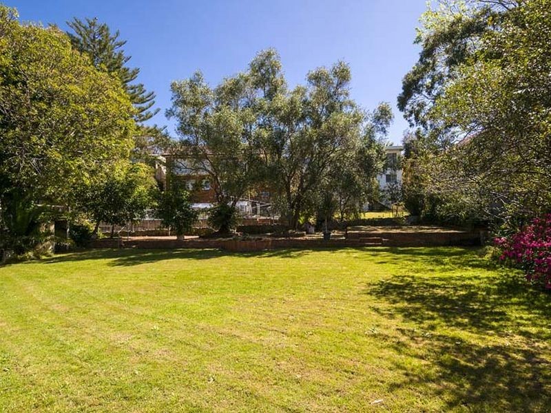 30 The Battlement, Castlecrag NSW 2068