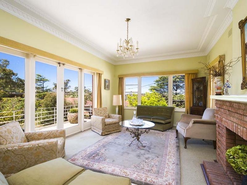 30 The Battlement, Castlecrag NSW 2068