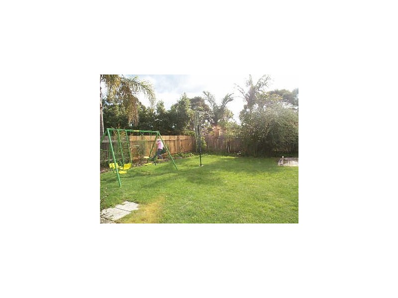 8 Raeburn Avenue, Castlecrag NSW 2068