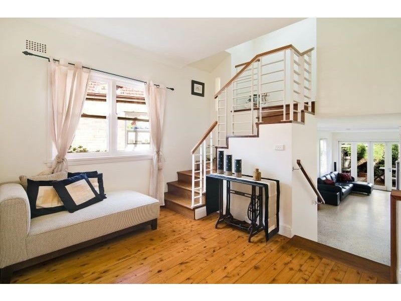 70 Dalleys Road, Naremburn NSW 2065