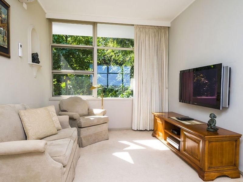 20 The Battlement, Castlecrag NSW 2068
