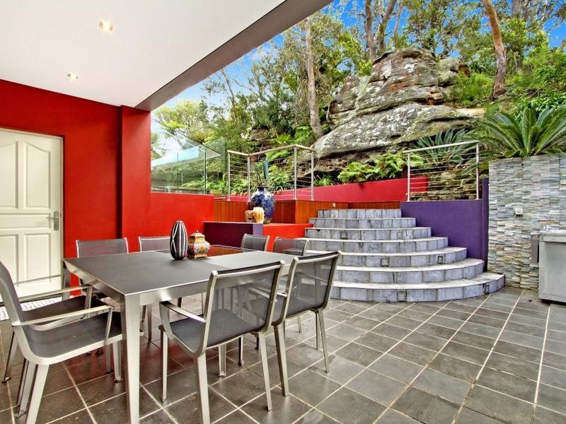 11 The Rampart, Castlecrag NSW 2068