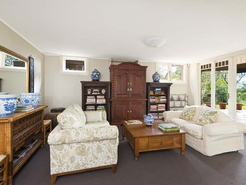 23 Heights Crescent, Middle Cove NSW 2068