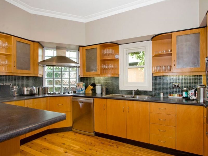 23 Heights Crescent, Middle Cove NSW 2068