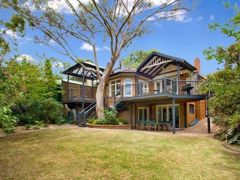 23 Heights Crescent, Middle Cove NSW 2068