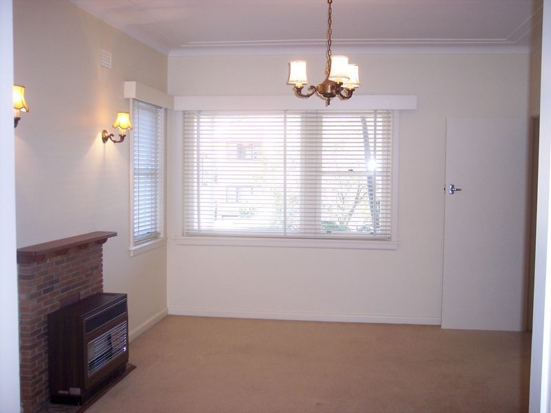 31 Sugarloaf Crescent, Castlecrag NSW 2068