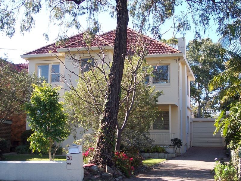 31 Sugarloaf Crescent, Castlecrag NSW 2068