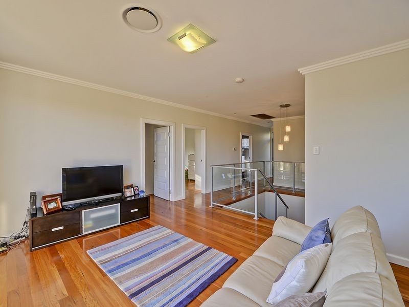 80 Deepwater Road, Castle Cove NSW 2069