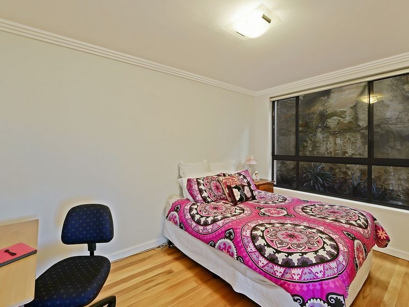 80 Deepwater Road, Castle Cove NSW 2069