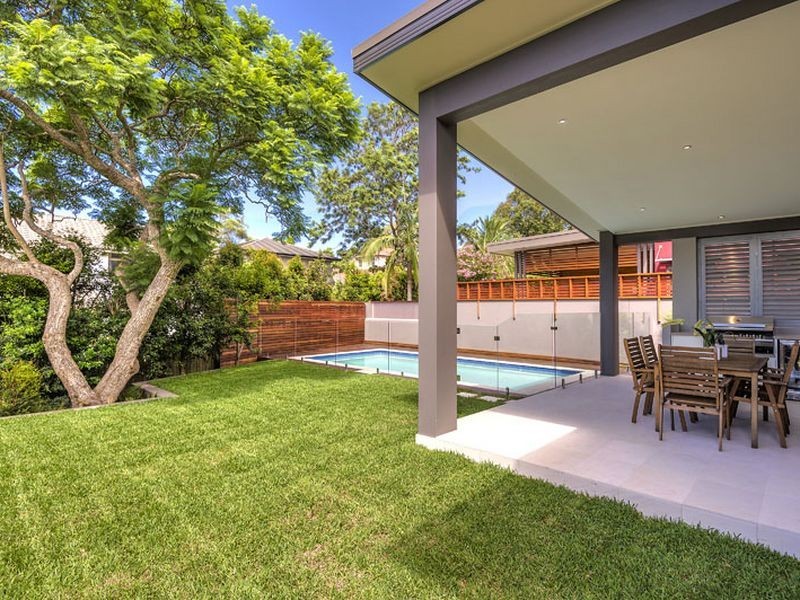 17 Raeburn Avenue, Castlecrag NSW 2068