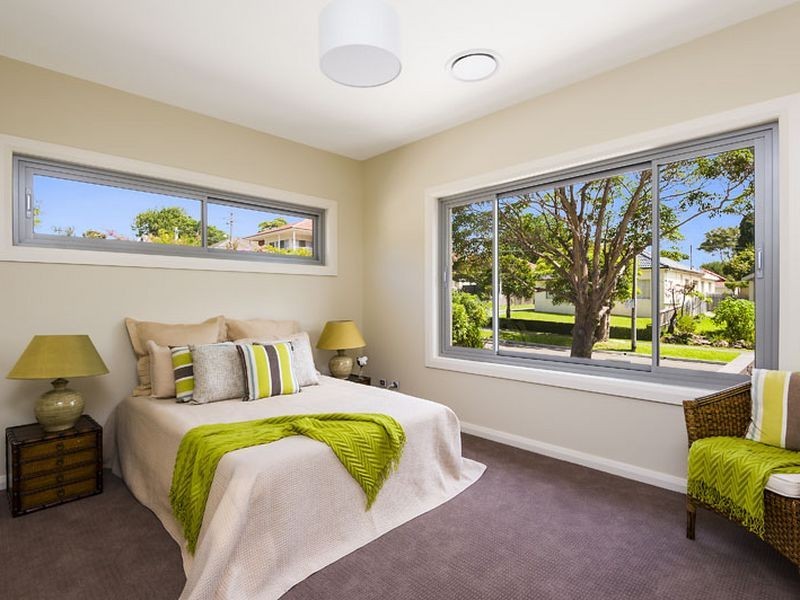 17 Raeburn Avenue, Castlecrag NSW 2068