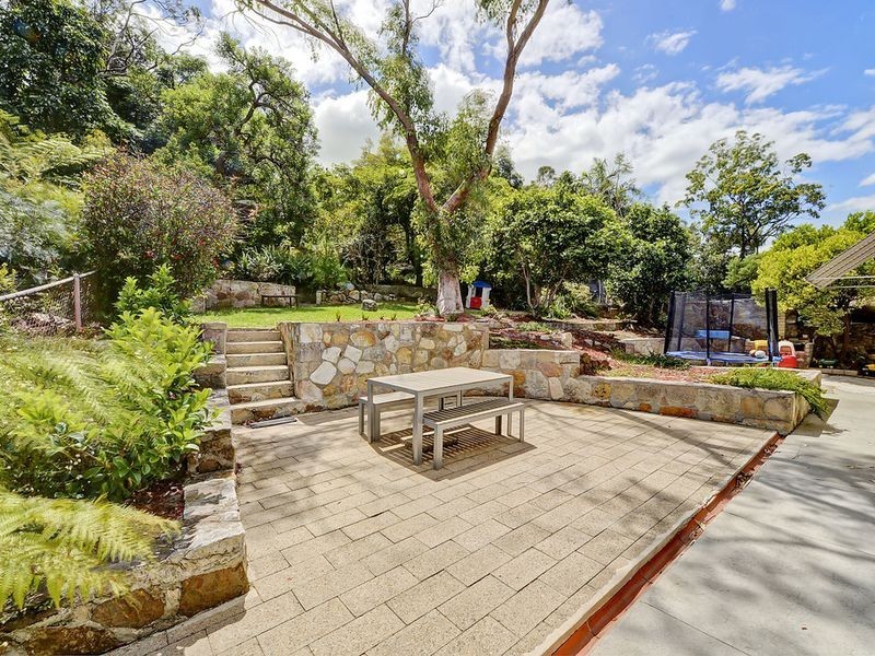 69 The Bulwark, Castlecrag NSW 2068