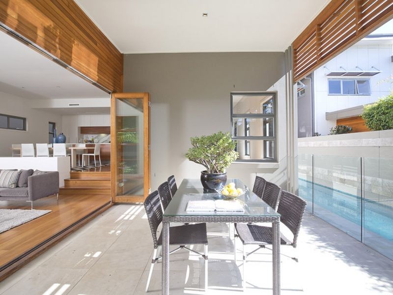 13 Raeburn Avenue, Castlecrag NSW 2068