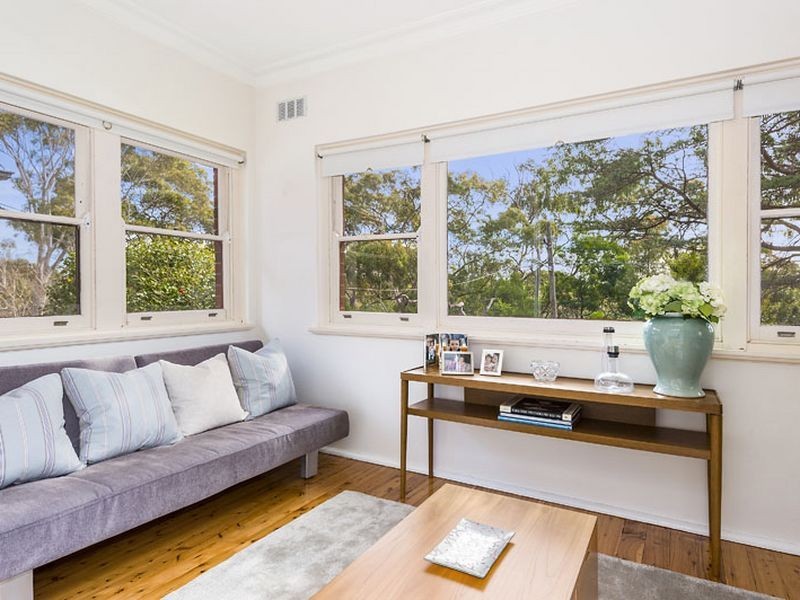 52 Sunnyside Crescent, Castlecrag NSW 2068