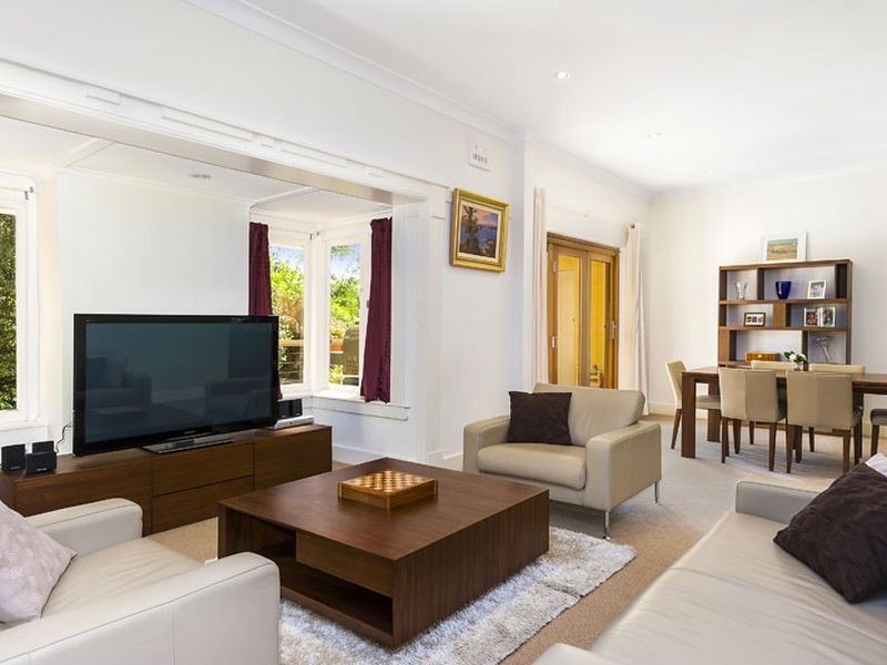 141 Eastern Valley Way, Castlecrag NSW 2068