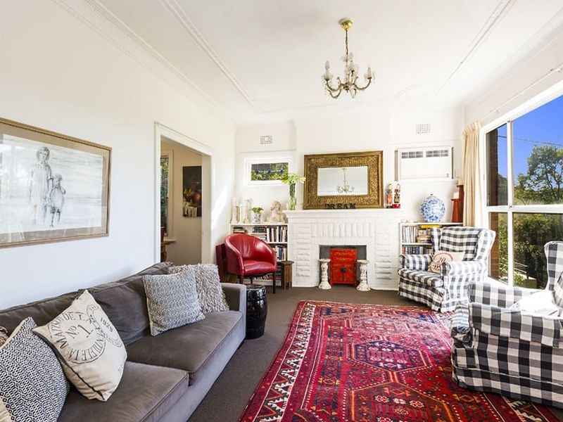 18 Sunnyside Crescent, Castlecrag NSW 2068