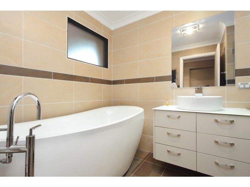 11 The Rampart, Castlecrag NSW 2068