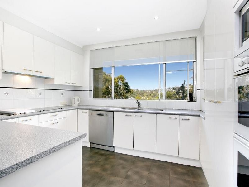 1 Linden Way, Castlecrag NSW 2068