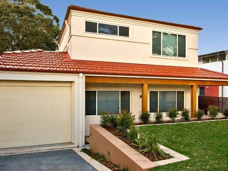 25 Raeburn Avenue, Castlecrag NSW 2068