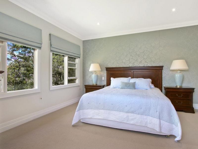 20 Morotai Crescent, Castlecrag NSW 2068