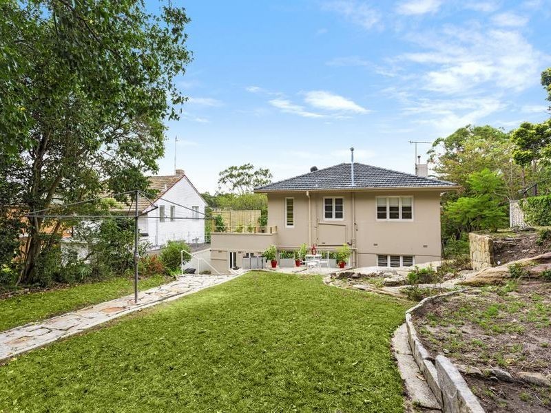 282 Eastern Valley Way, Middle Cove NSW 2068