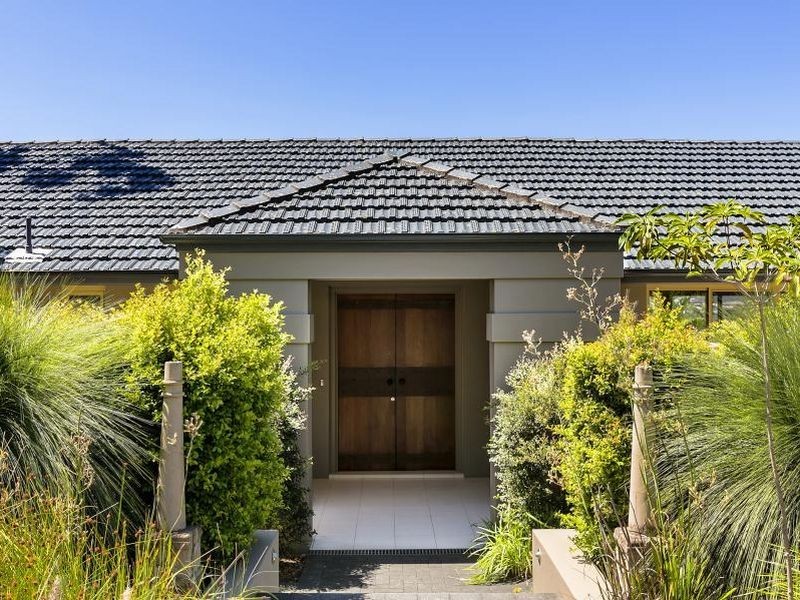 23 Highland Ridge, Middle Cove NSW 2068